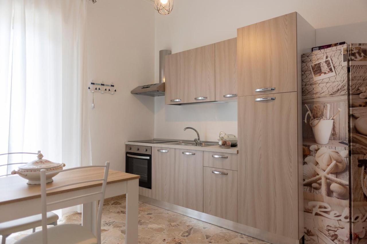 Апартаменти New Sea House Vicino La Spiaggia Del Lungomare Чефалу Екстер'єр фото